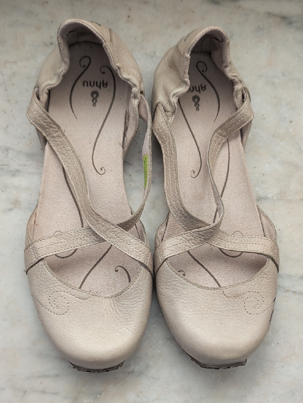 Ahnu Light Beige Cross-Strap Leather Flats